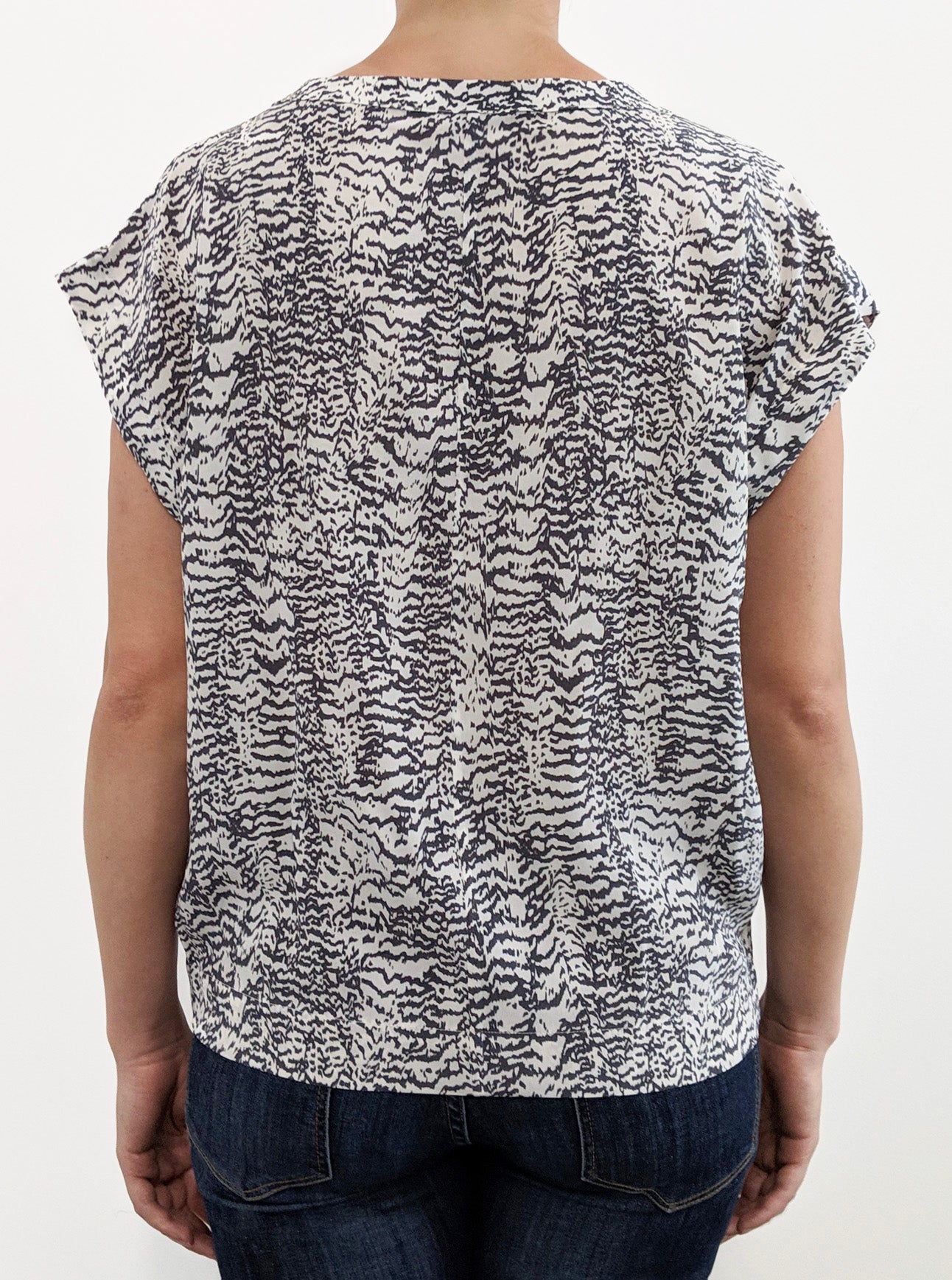 Avery Silk Top - Grey